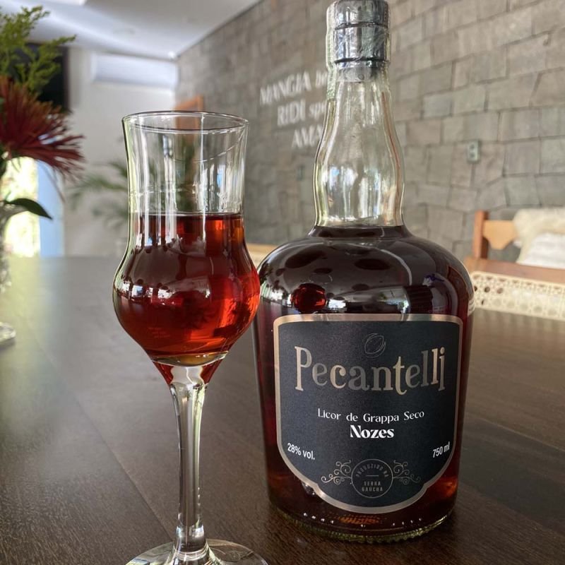 LICOR DE NOZES 750ML