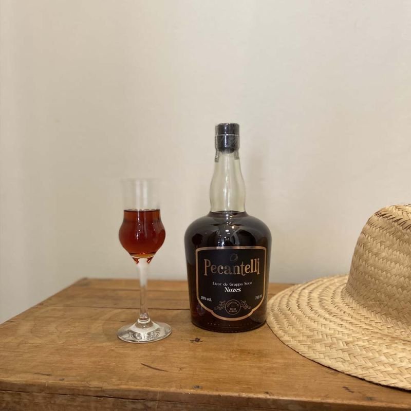 LICOR DE NOZES 750ML