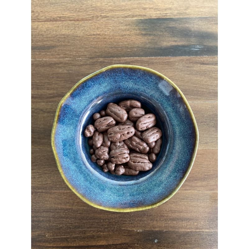 DRAGEAS DE NOZES COM CHOCOLATE MEIO AMARGO 66% CACAU 100G